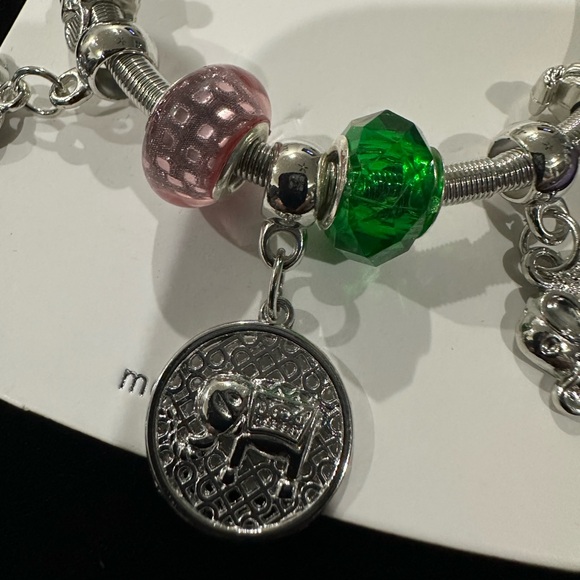 Elephant charm bracelet - Picture 2 of 4